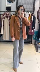 Gold Düğmeli İçi Astarlı Ceket