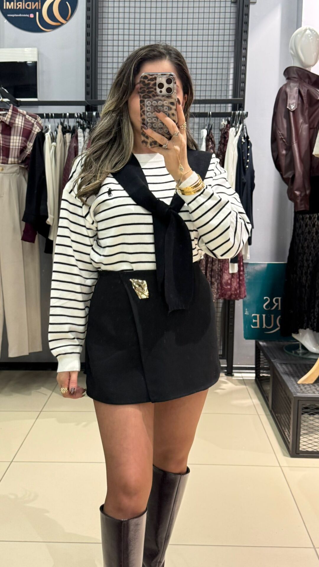 Gold Dügmeli Marka Model Etek-SİYAH