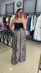 Marka Model Saten Kemerli Pantolon