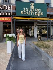 Sarı Saten Sırtı Bağlamalı Straplez Bluz