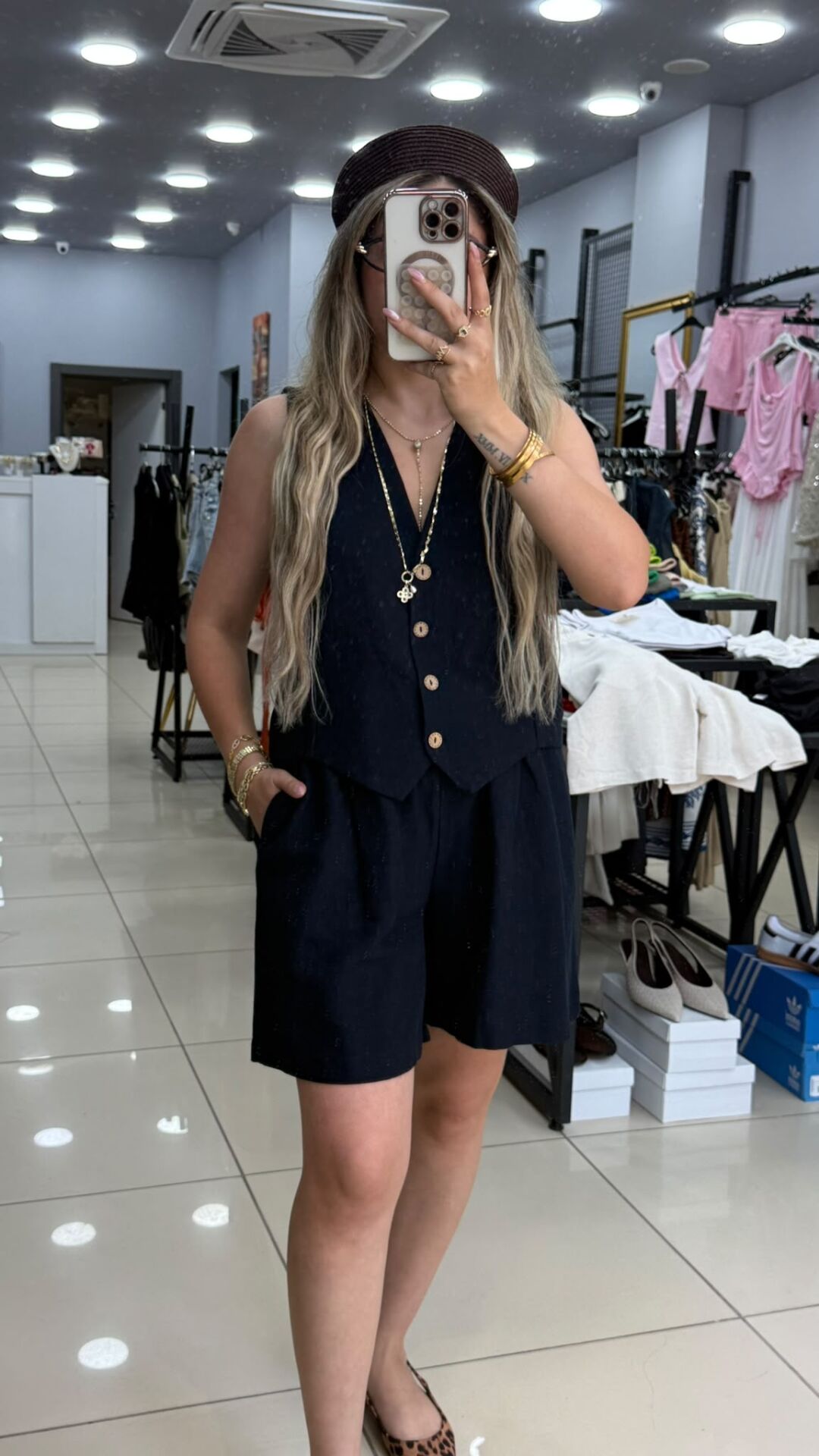 Marka Model Yelekli Şortlu Takım-SİYAH