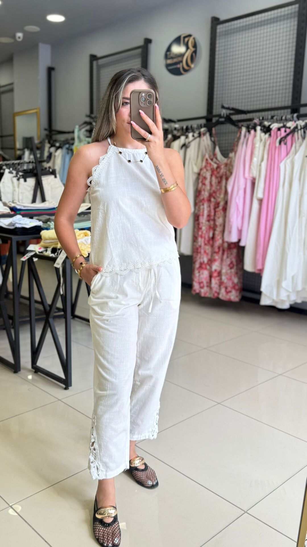 Keten İşlemeli Bluz