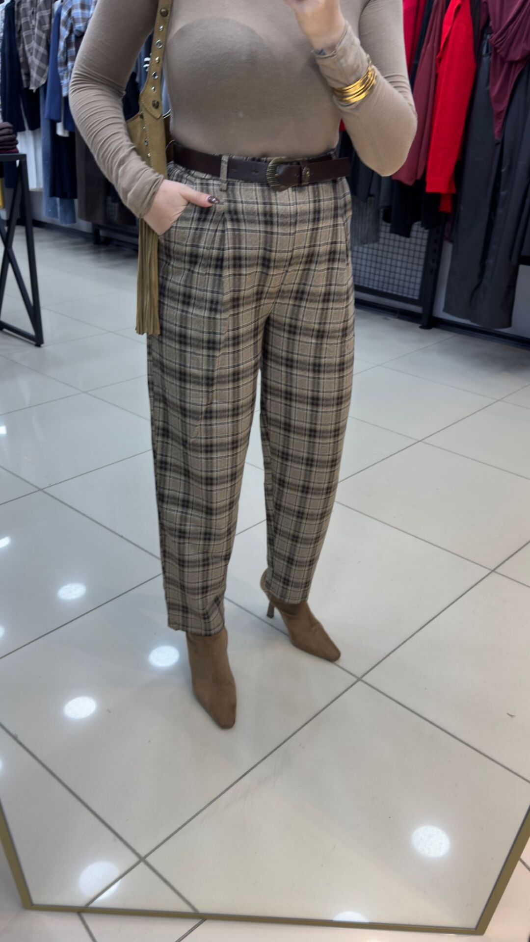 Kemerli Ekose Pnatolon