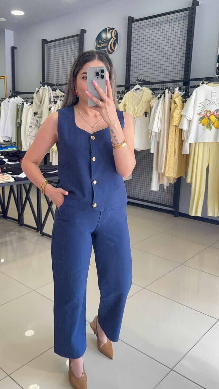 Lacıvert Yelekli Takım