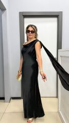 Saten Şal Detaylı Elbise-Siyah