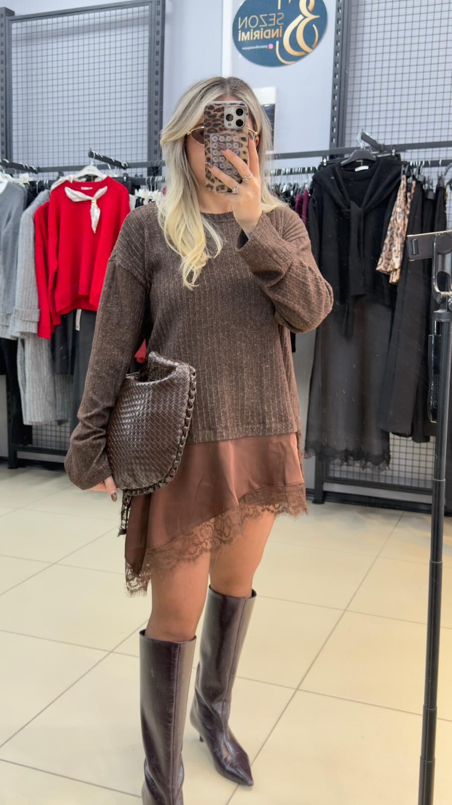 Marka Model Tasarım Dantel Kazak Elbise