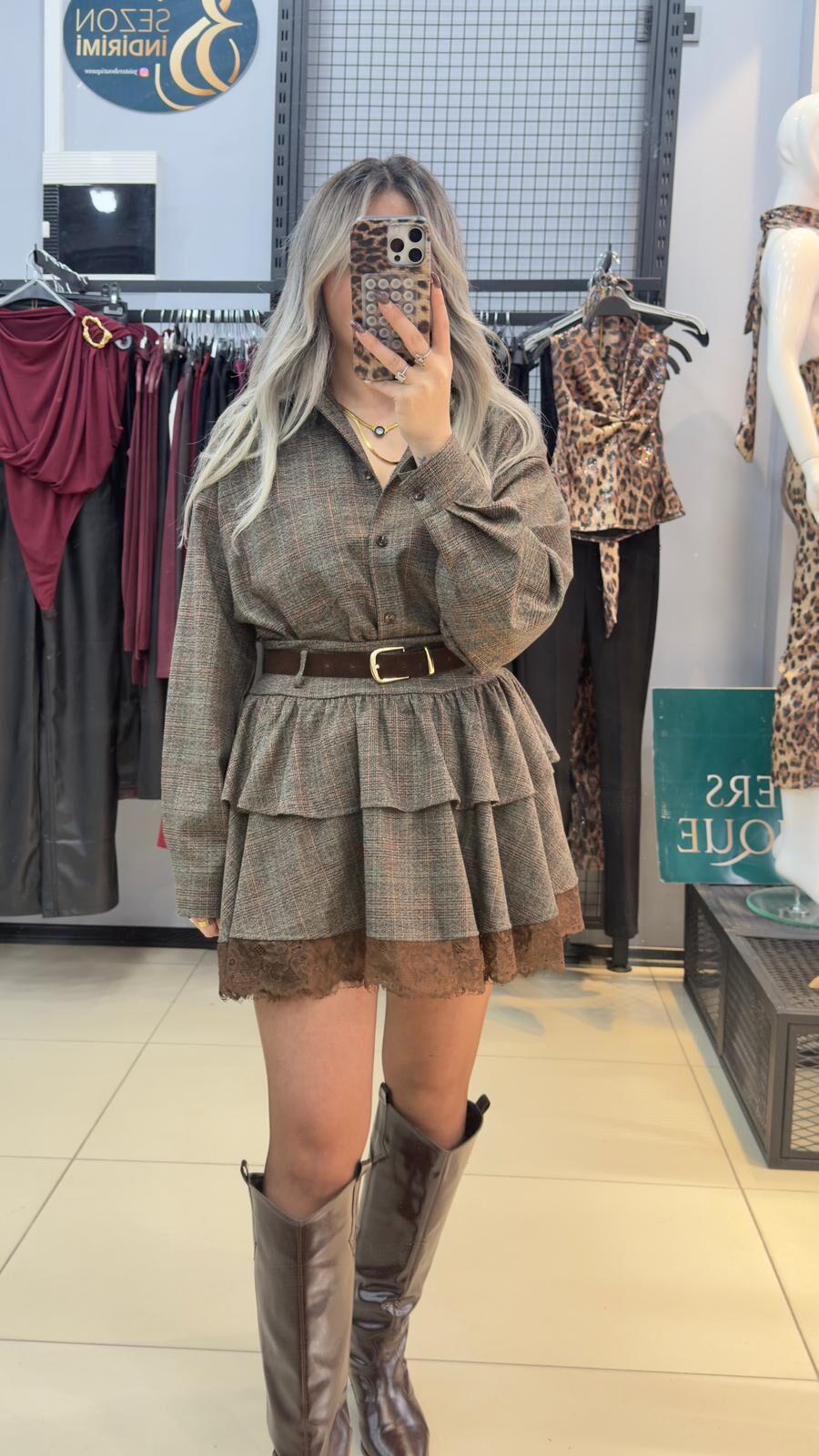 Dantel Detaylı Gömlekli Takım