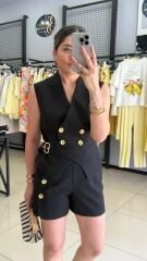 Gold Dügmeli Tasarım Yelek