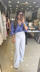 Mavi Üç Boyutlu İşlemeli Gömlek