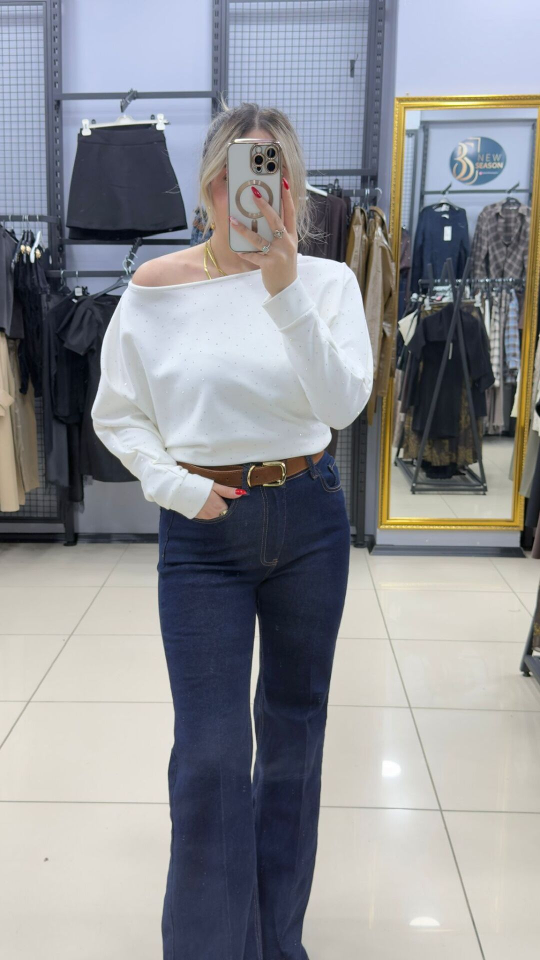 Taşlı Düşük Omuzlu Bluz-BEYAZ