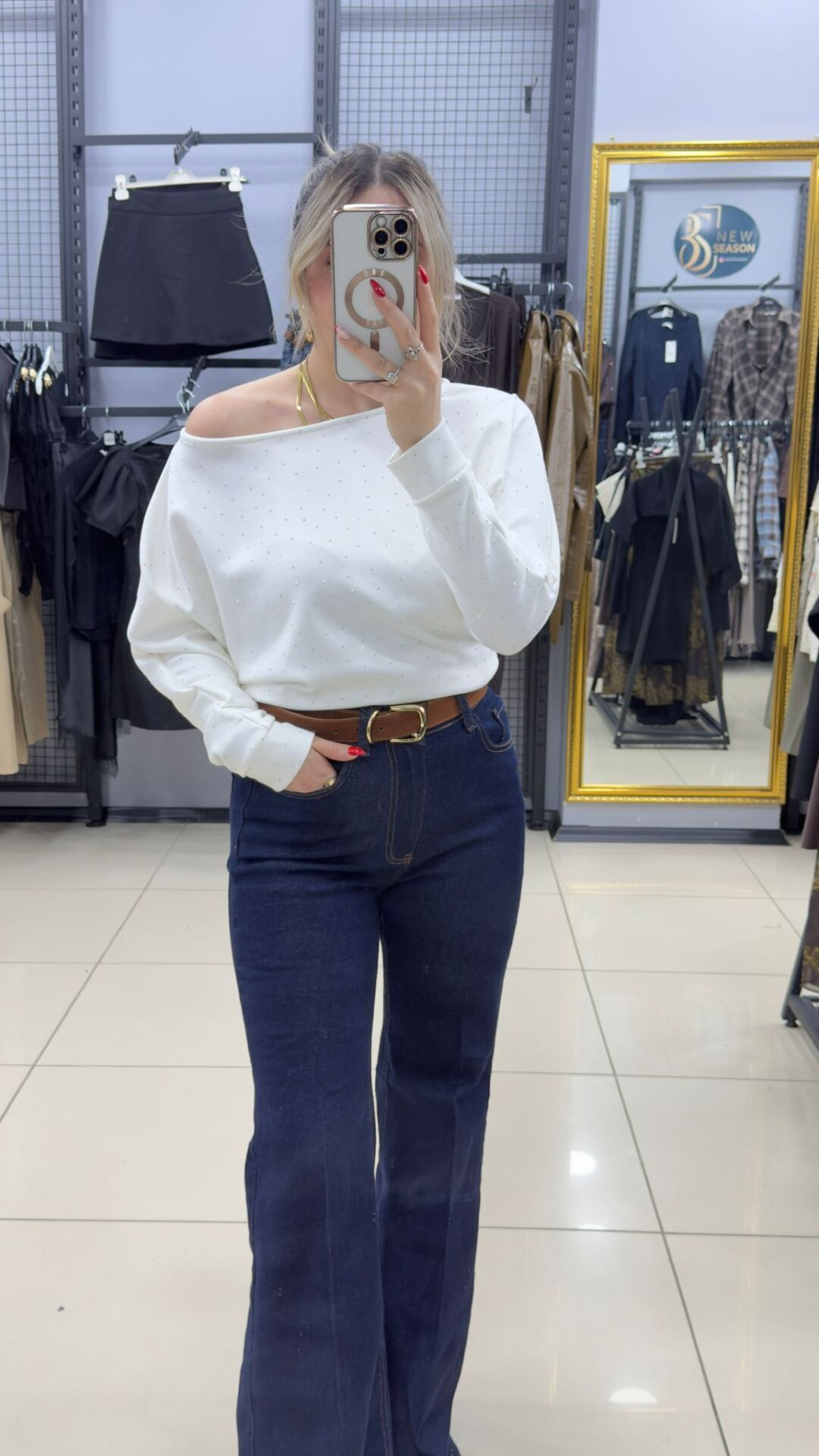 Taşlı Düşük Omuzlu Bluz-BEYAZ