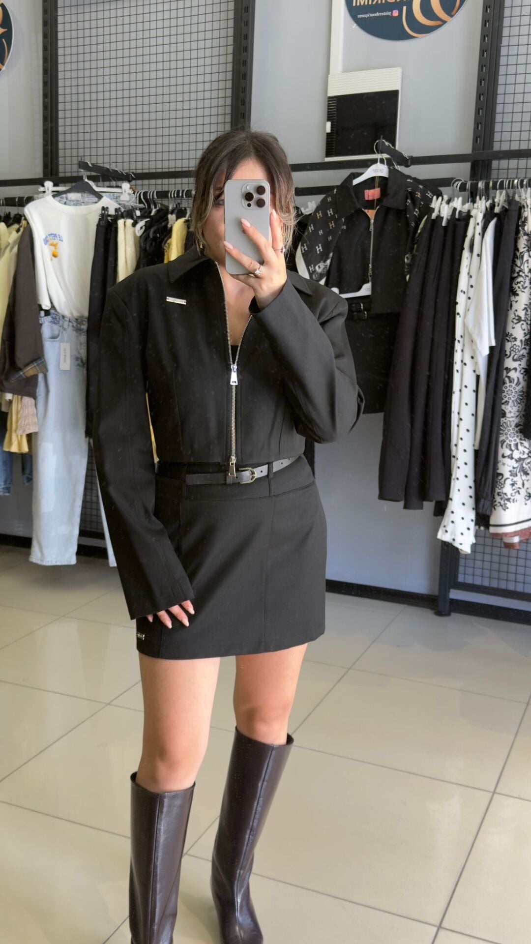 Çift Fermuarlı Kısa Ceket