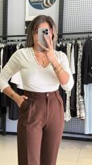 V Yaka Detaylı Bluz-BEYAZ