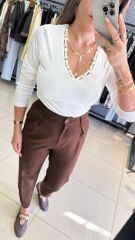 V Yaka Detaylı Bluz-BEYAZ