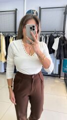 V Yaka Detaylı Bluz-BEYAZ