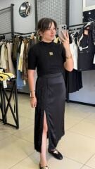 Saten Dantel Detaylı Yırtmaçlı Etek