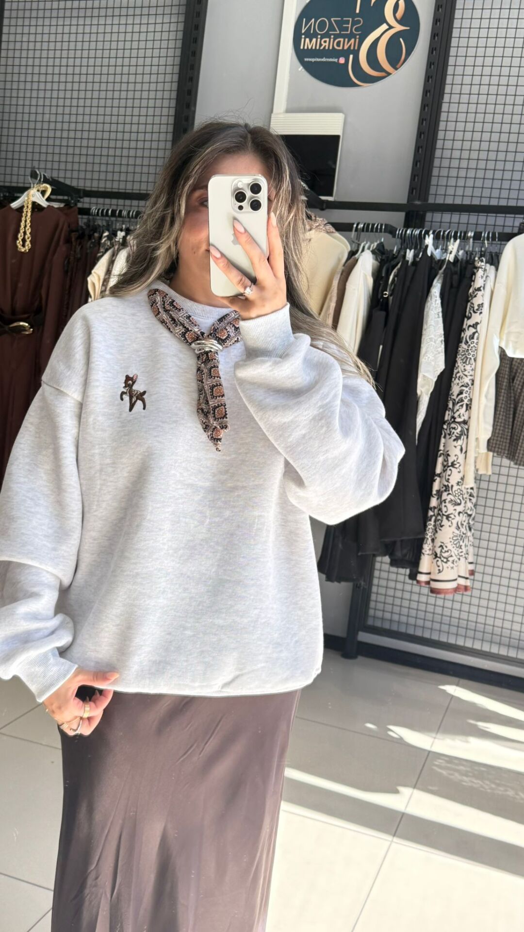 Şal Detaylı Sweatshırt-GRİ