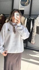 Şal Detaylı Sweatshırt-GRİ