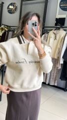 Polo Yaka Çizgili Baskı Detaylı Sweatshırt