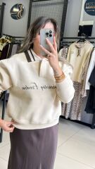 Polo Yaka Çizgili Baskı Detaylı Sweatshırt