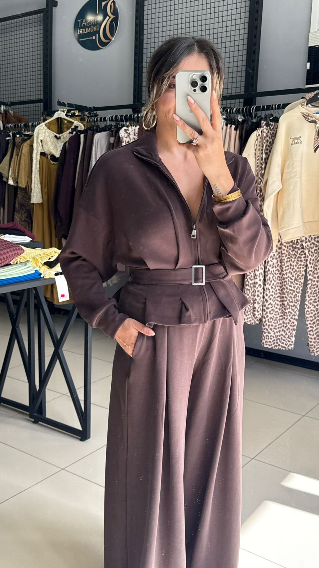 Marka Model Eşofman Takımı