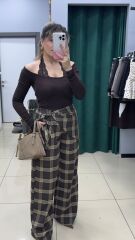 Kayık Yaka Dantel Detaylı Bluz-KAHVE