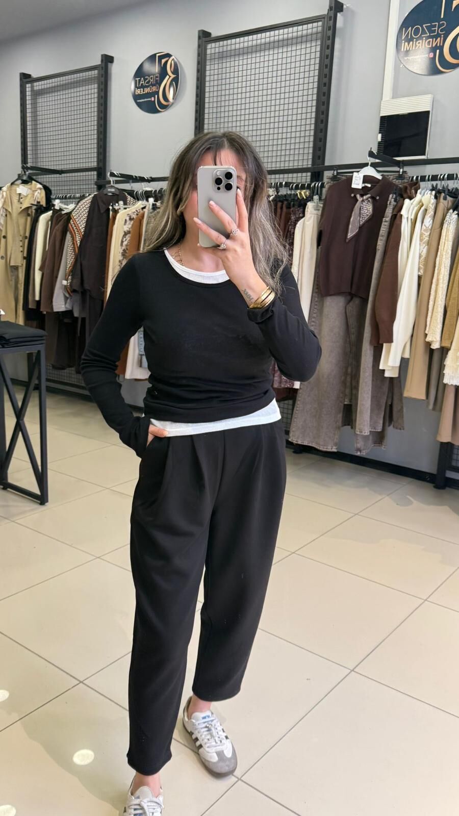 Çİft Parca Görünümlü Uzun Kollu Top-SİYAH